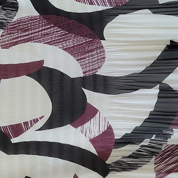 Chico's Coastal Breeze Soft Pleat Popover Blouse Purple Tan Black Size Large - Picture 6 of 9